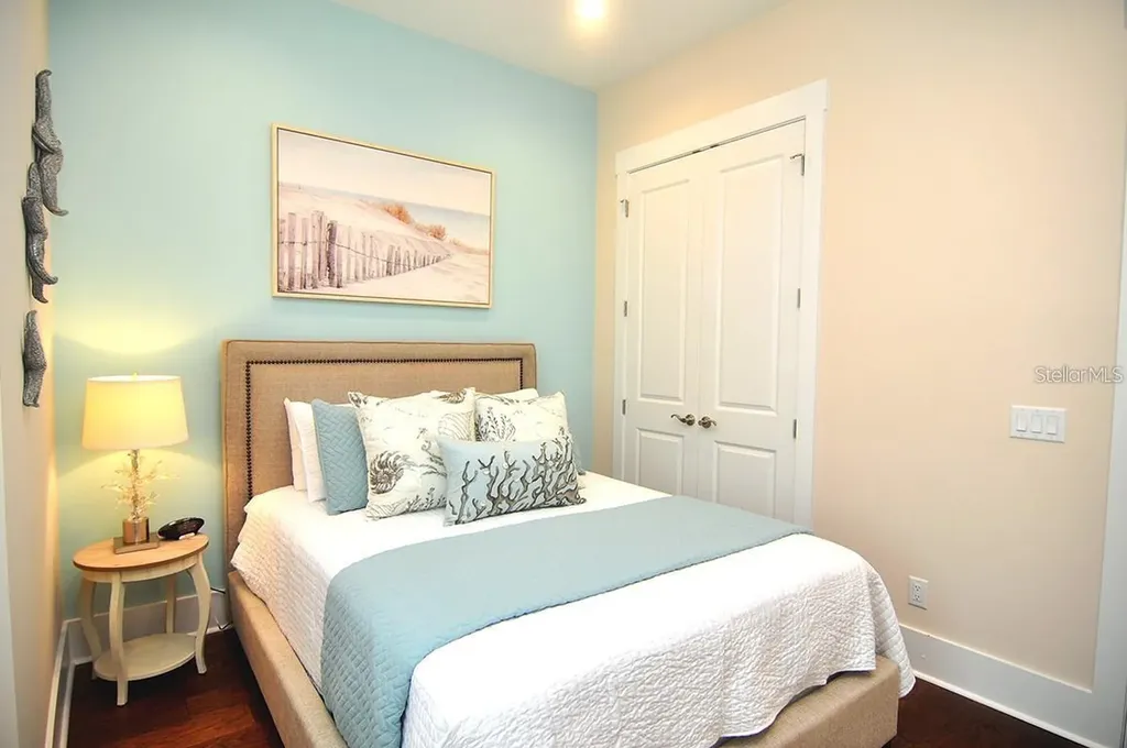 16 Outlook Way Dunedin FL 34698