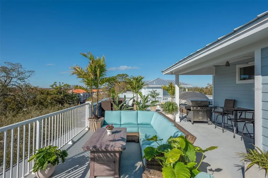 16 Outlook Way Dunedin FL 34698