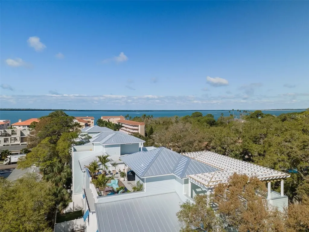 16 Outlook Way Dunedin FL 34698