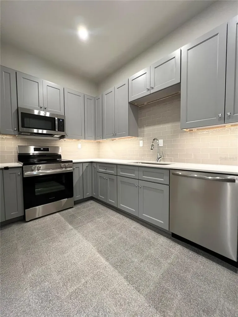 244 E Park Avenue Lake Wales FL 33853