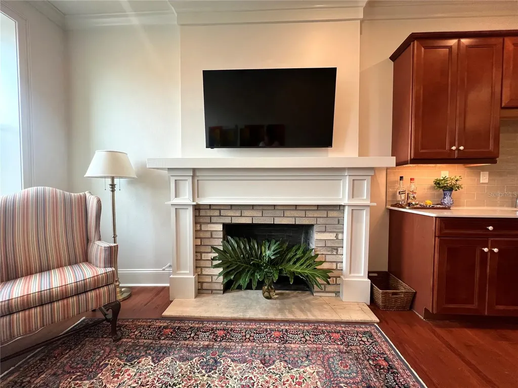 244 E Park Avenue Lake Wales FL 33853