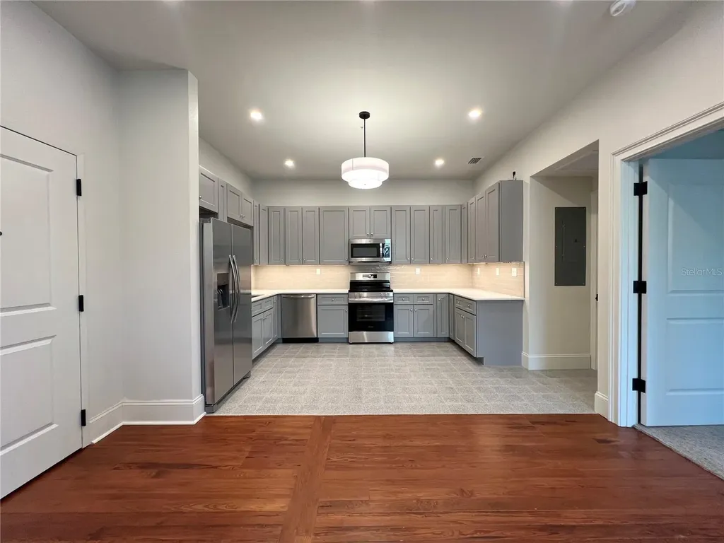 244 E Park Avenue Lake Wales FL 33853