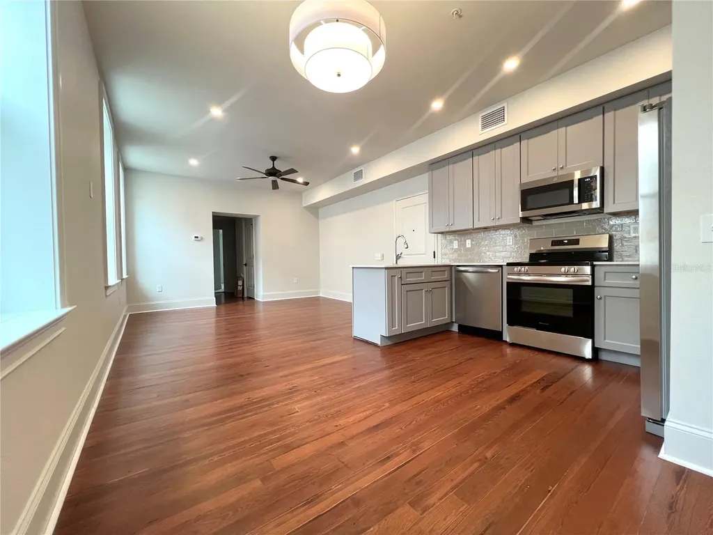 244 E Park Avenue Lake Wales FL 33853