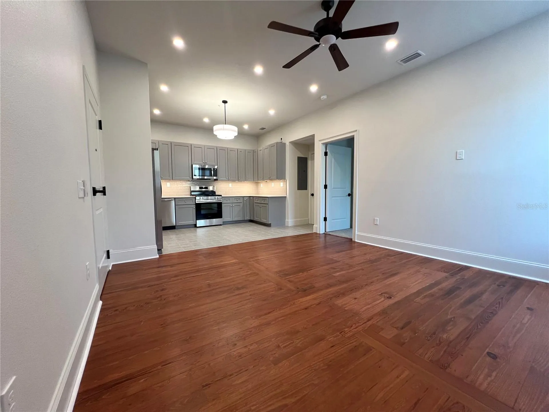 244 E Park Avenue Lake Wales FL 33853