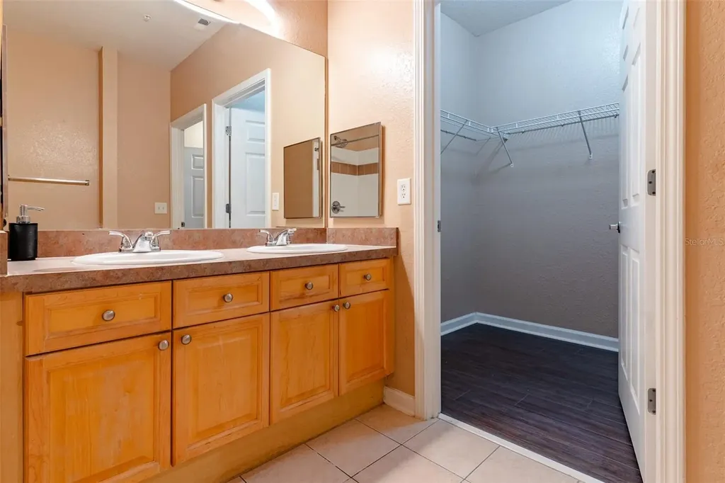 709 Terrace Ridge Circle Davenport FL 33896