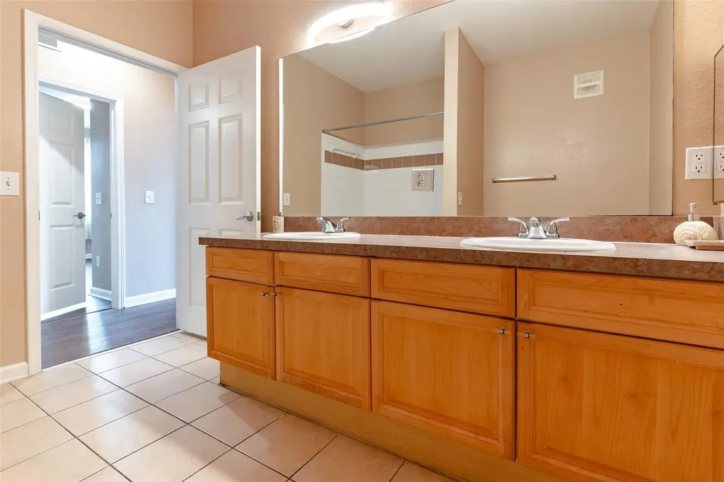 709 Terrace Ridge Circle Davenport FL 33896