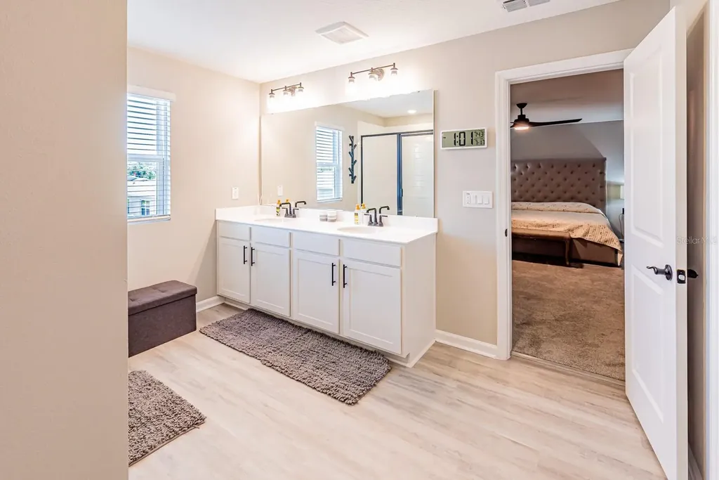 3711 Malad Way Tavares FL 32778