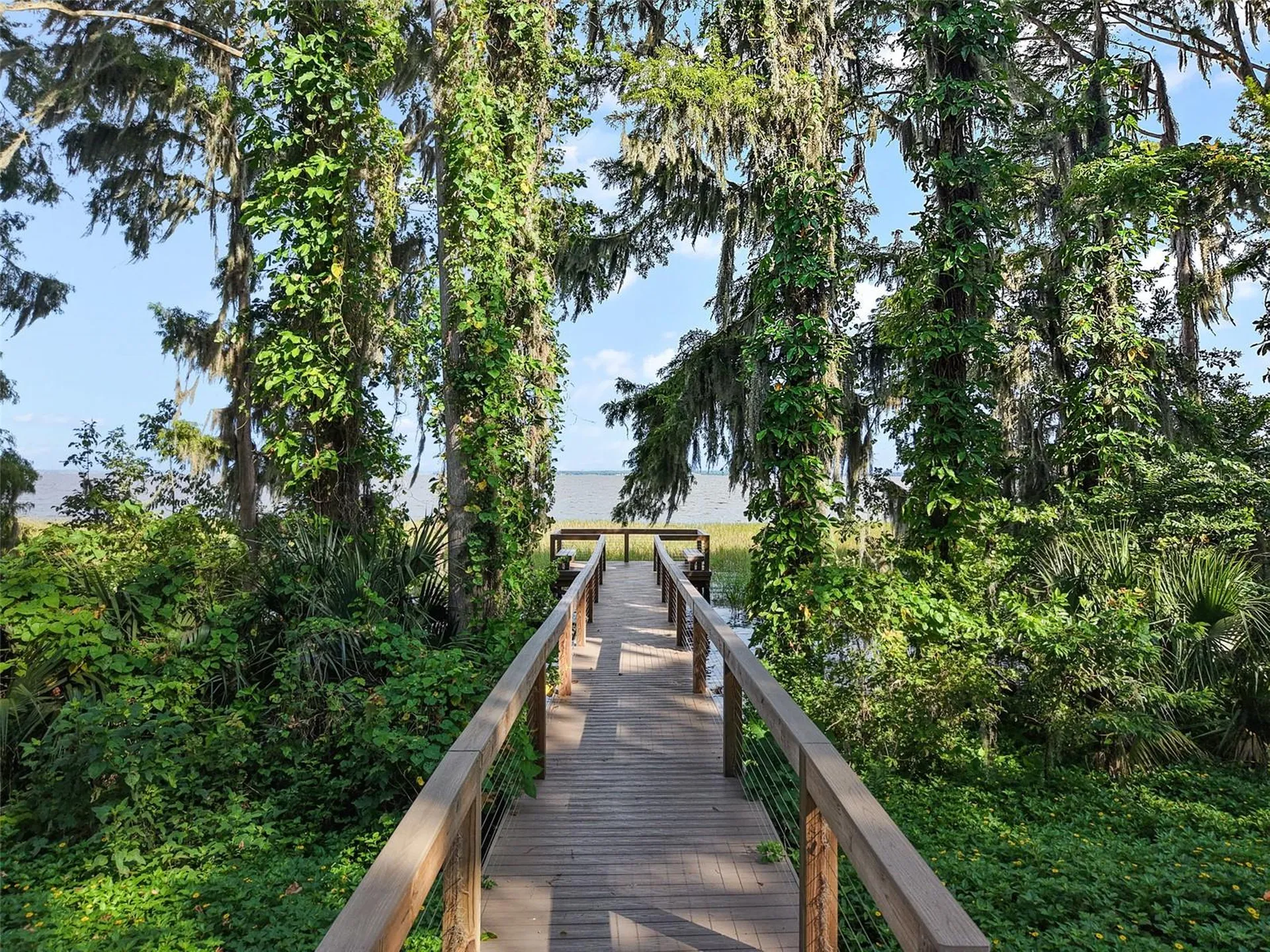 3711 Malad Way Tavares FL 32778