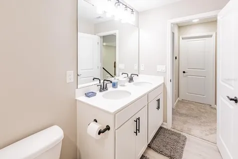 3711 Malad Way Tavares FL 32778