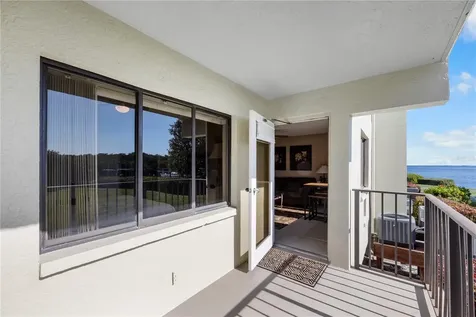 1515 Pinellas Bayway S Tierra Verde FL 33715