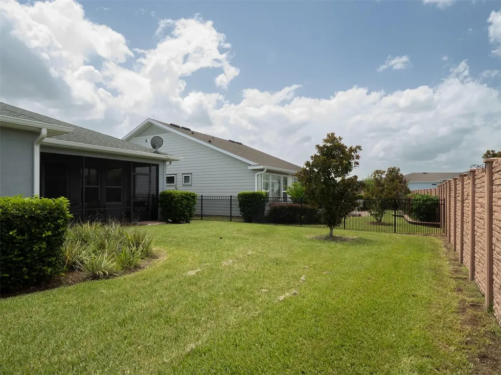 5555 NW 40th Place Ocala FL 34482