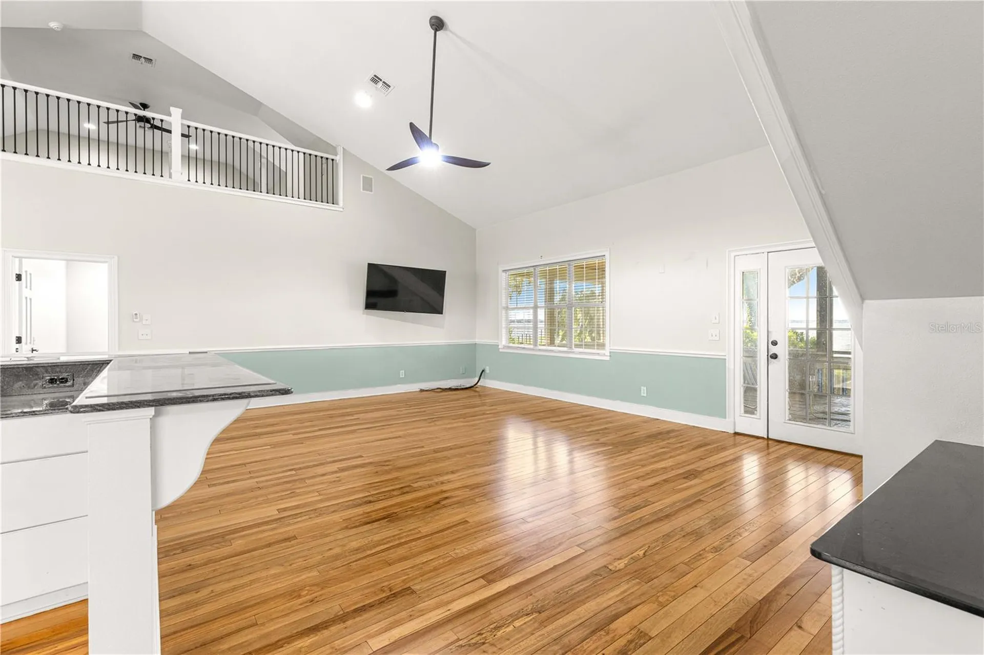 12360 E Highway 25 Ocklawaha FL 32179