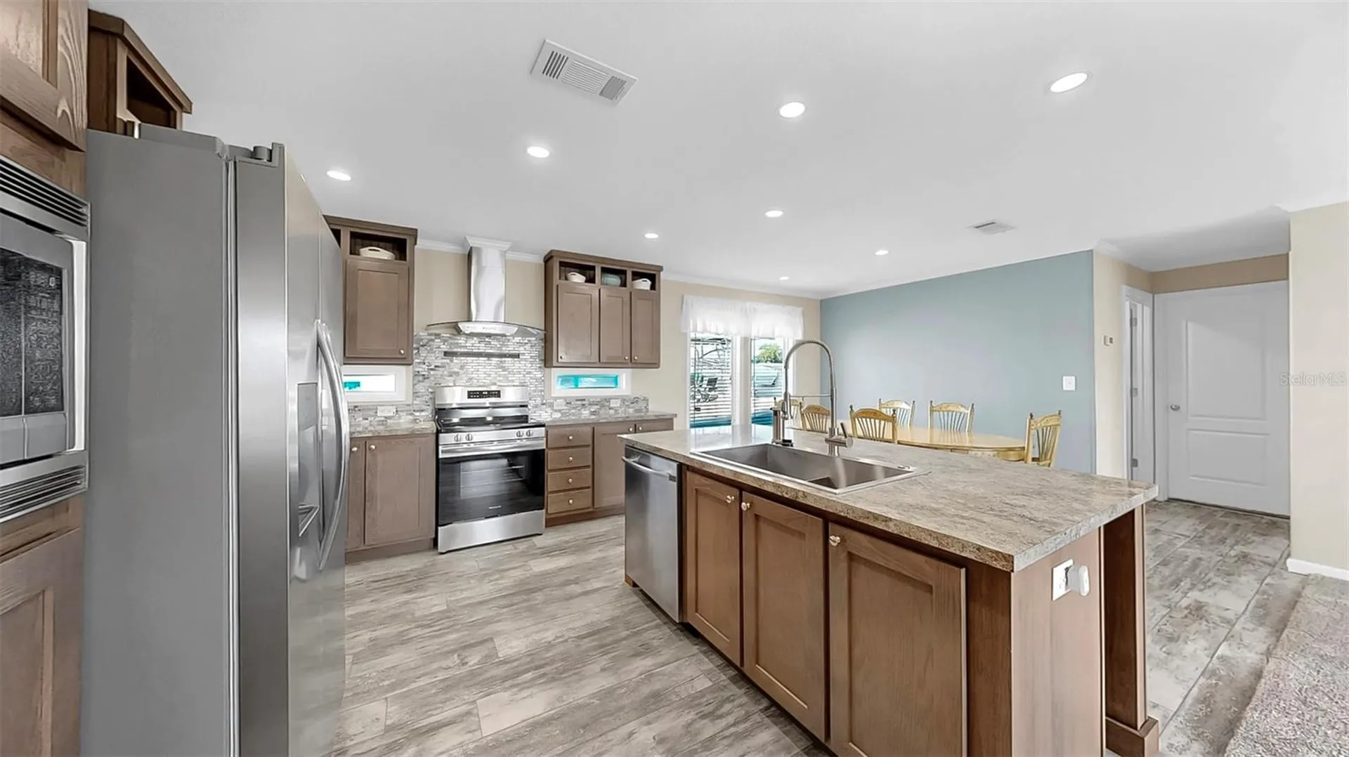 420 49th Street E Palmetto FL 34221