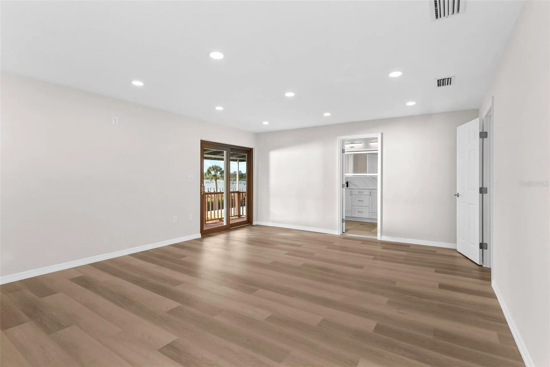 316 Shore Drive E Oldsmar FL 34677