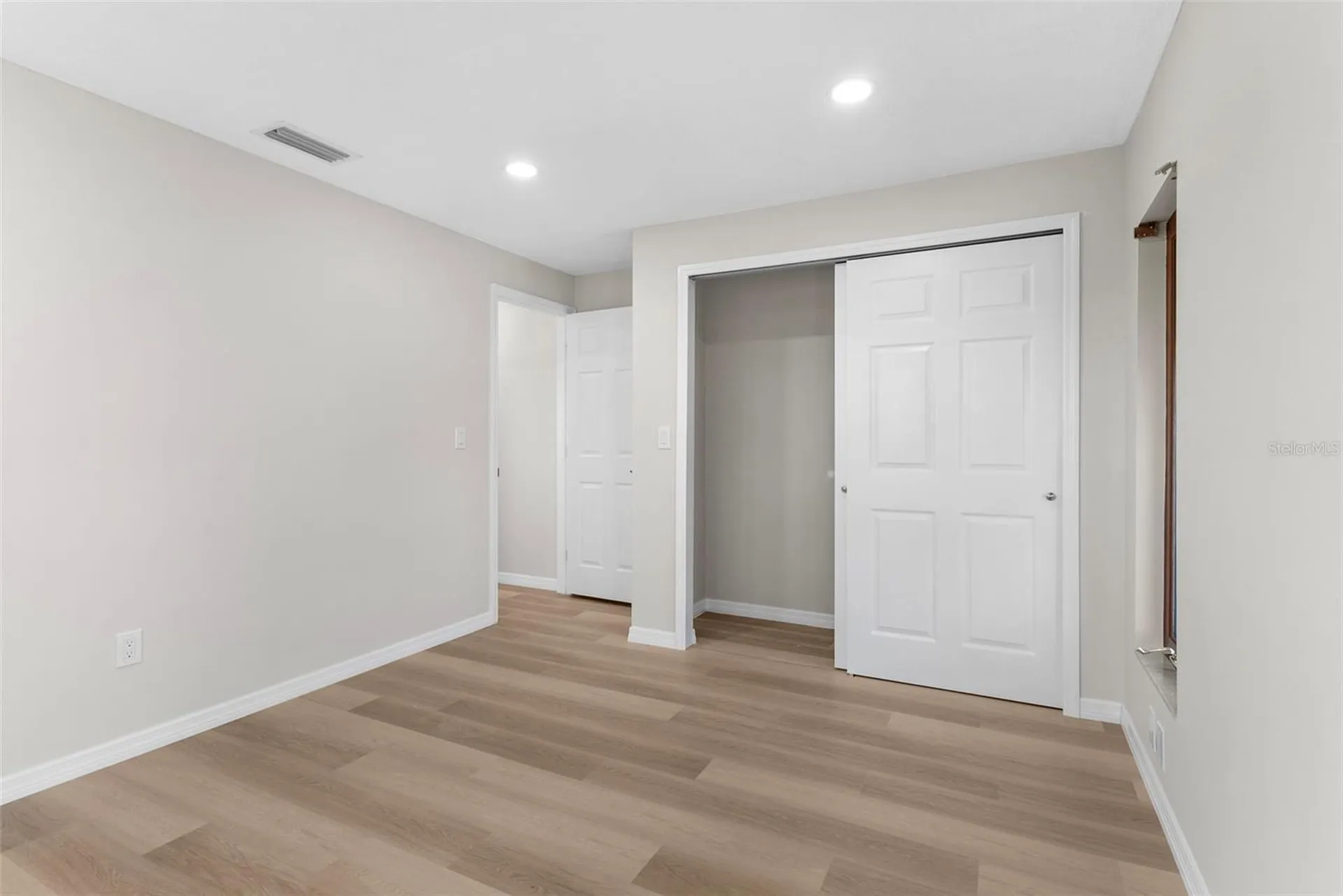 316 Shore Drive E Oldsmar FL 34677