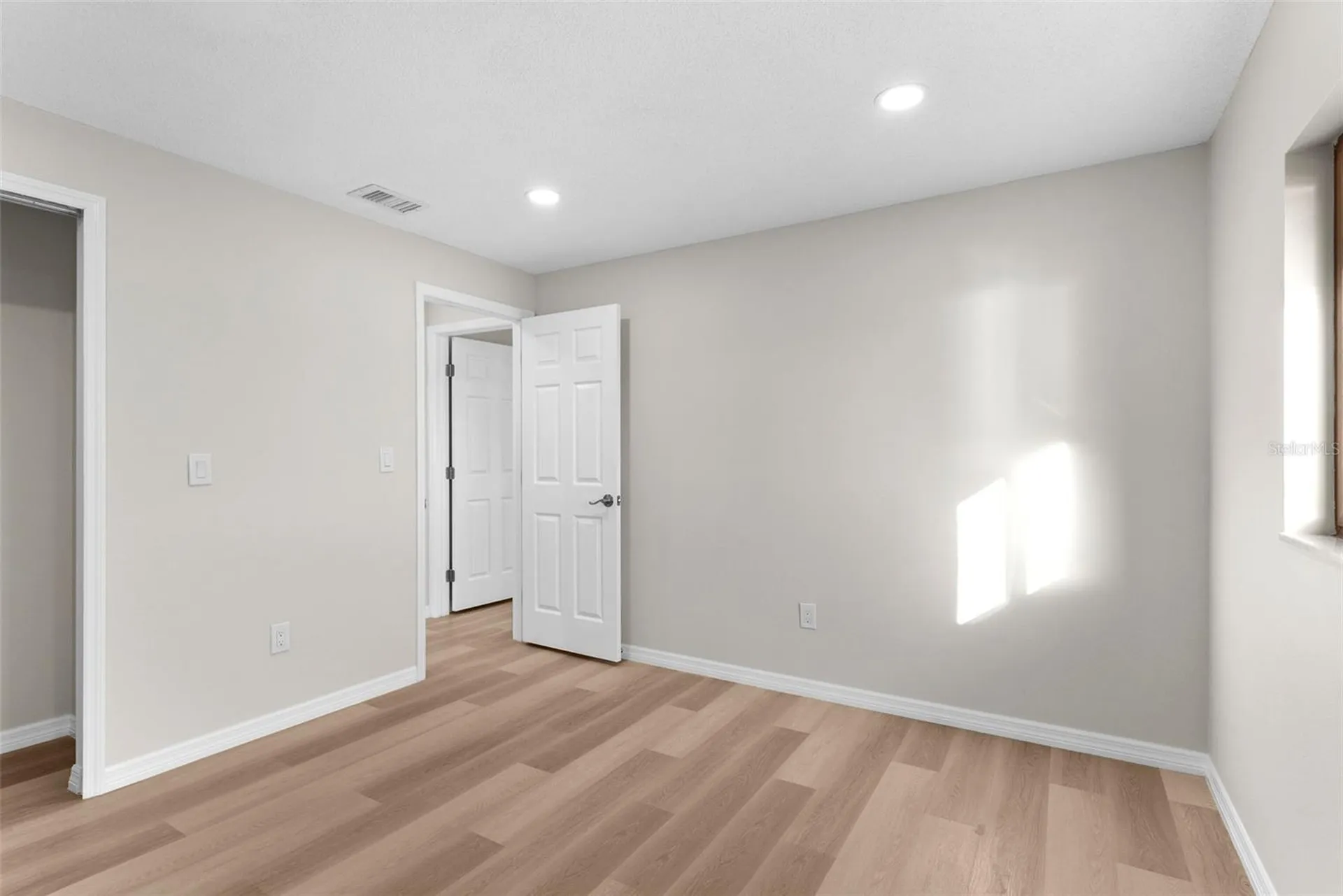 316 Shore Drive E Oldsmar FL 34677