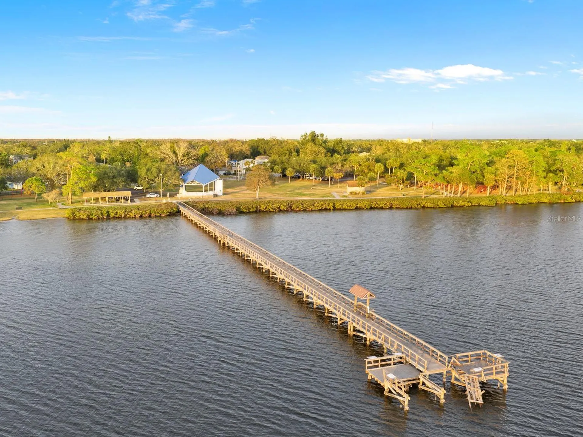 316 Shore Drive E Oldsmar FL 34677