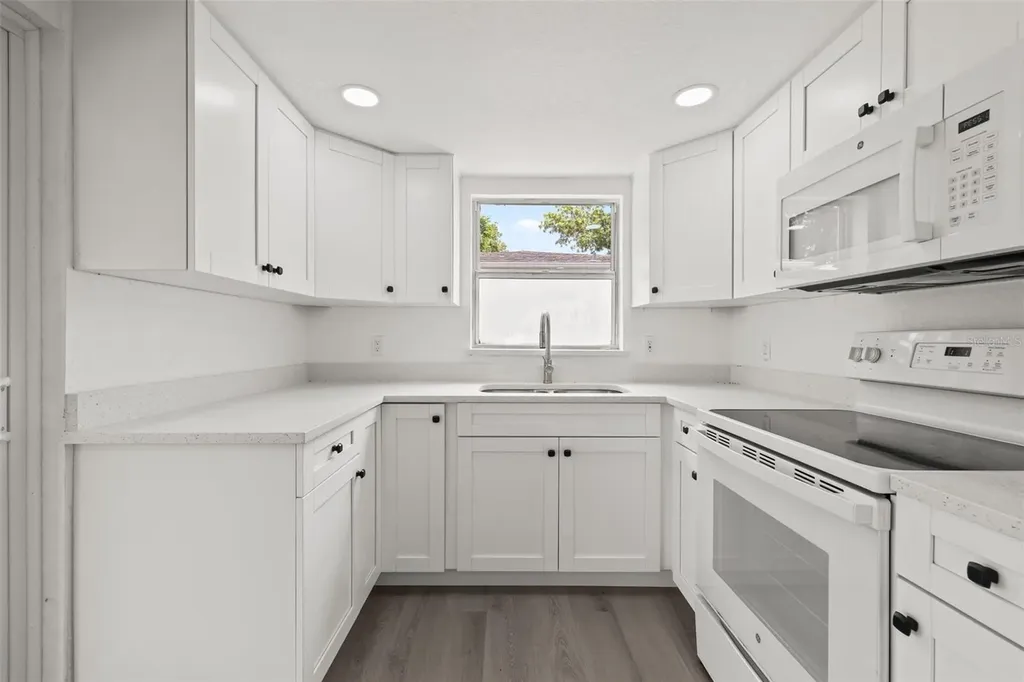 8046 Norwich Drive Port Richey FL 34668