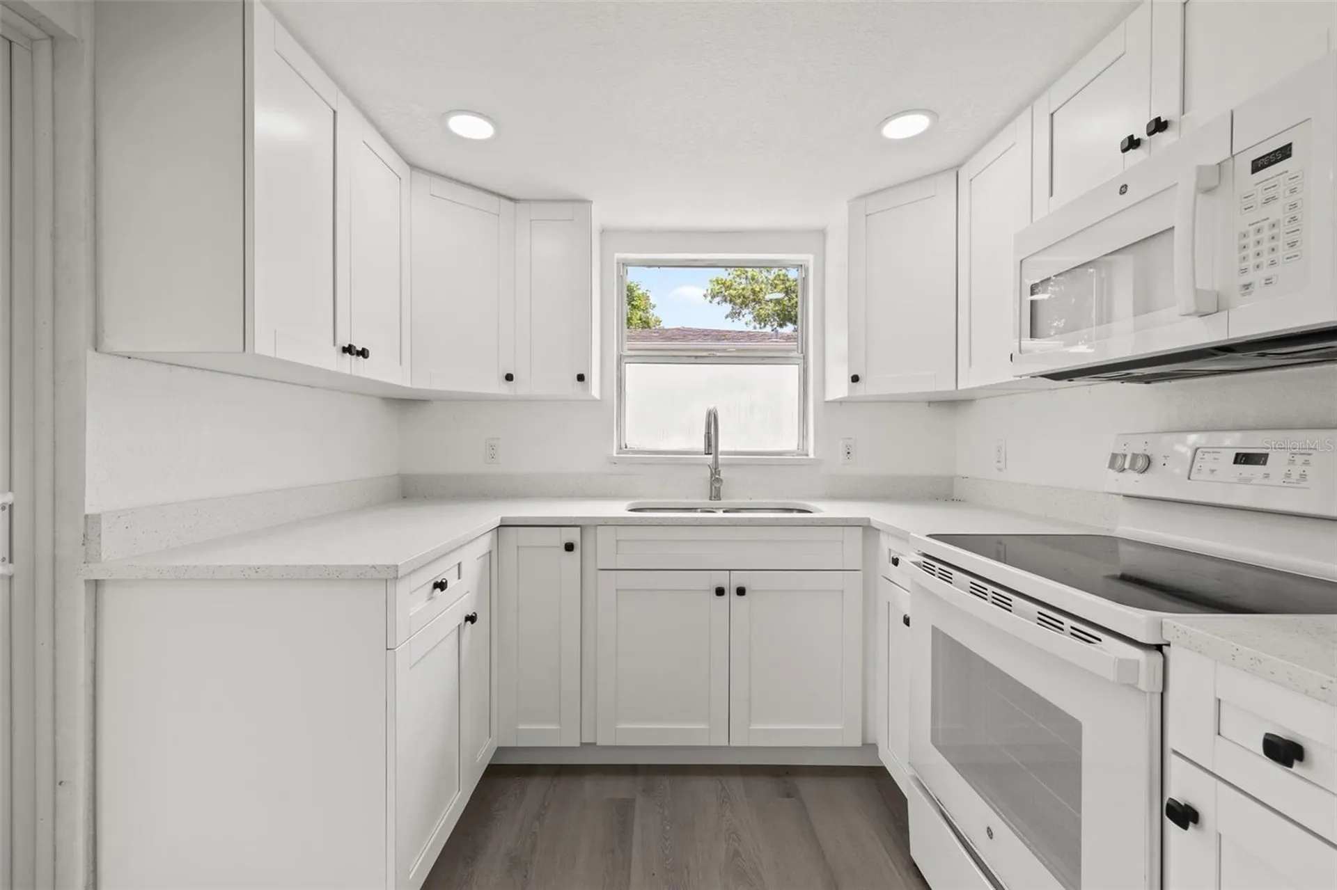 8046 Norwich Drive Port Richey FL 34668