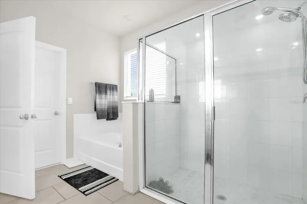 6775 Sarus Crane Point Harmony FL 34773