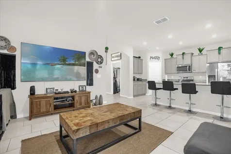 6775 Sarus Crane Point Harmony FL 34773
