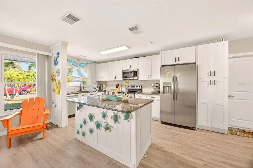 5235 40th Street S St Petersburg FL 33711