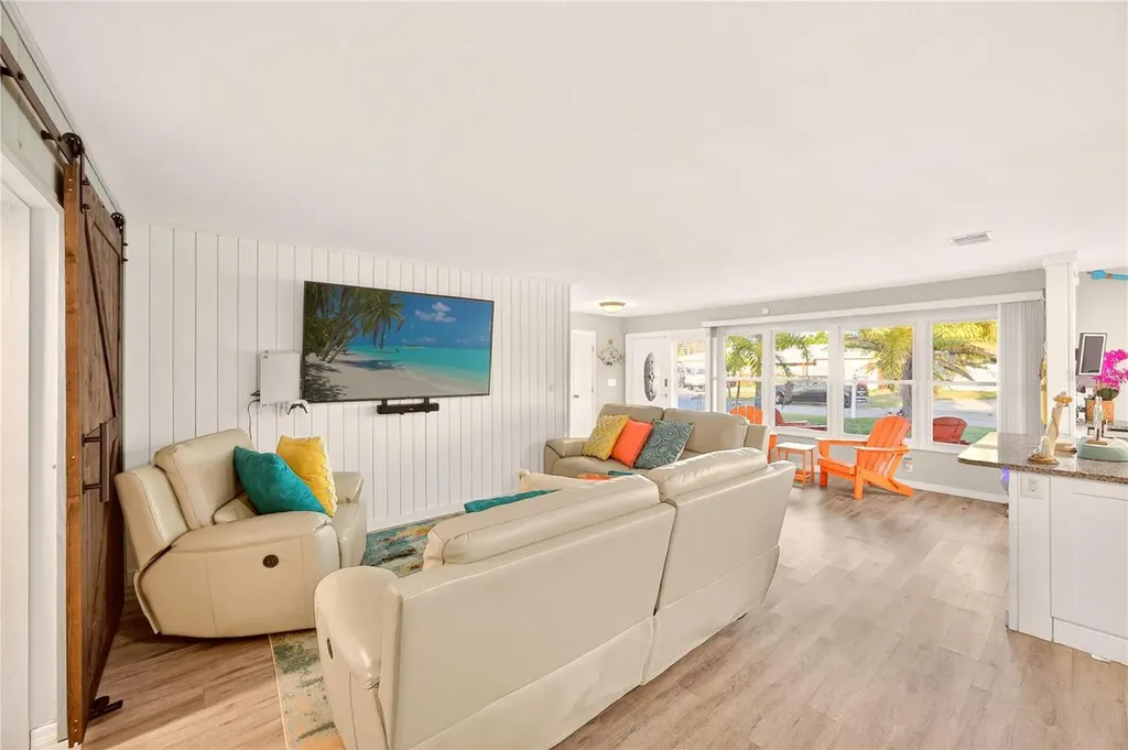 5235 40th Street S St Petersburg FL 33711