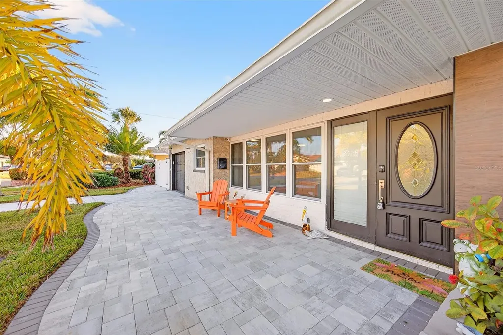 5235 40th Street S St Petersburg FL 33711