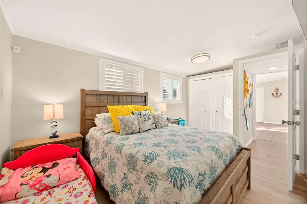 5235 40th Street S St Petersburg FL 33711