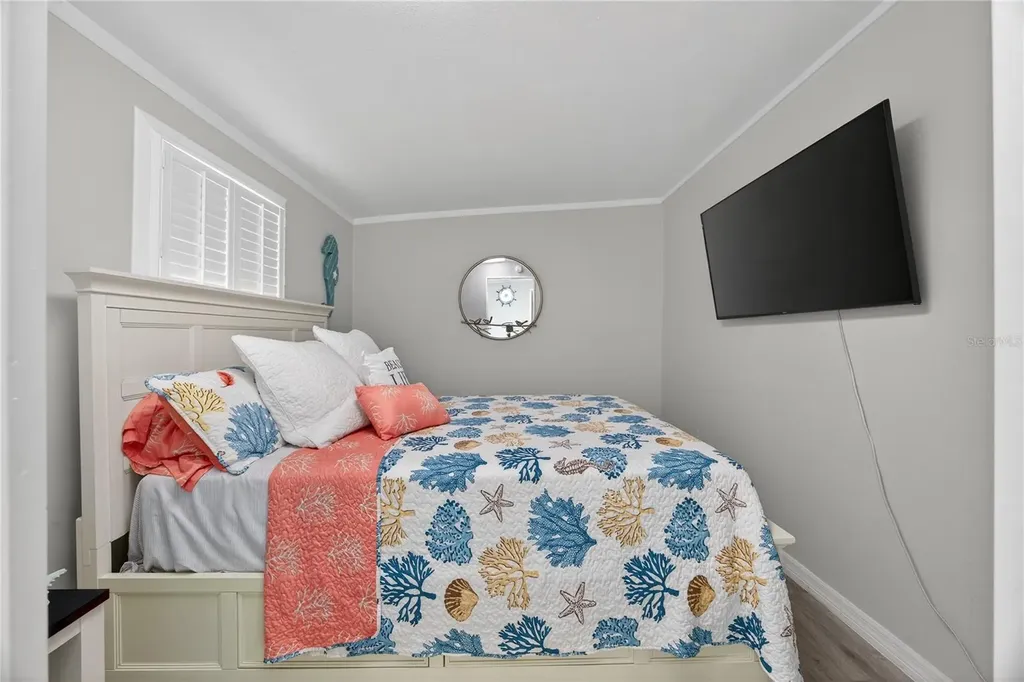5235 40th Street S St Petersburg FL 33711