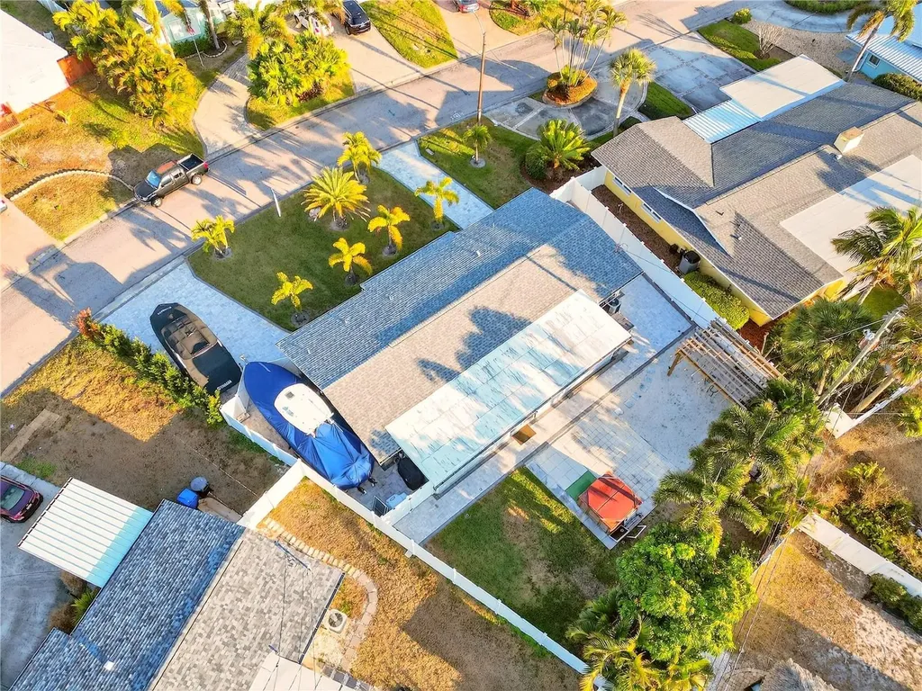 5235 40th Street S St Petersburg FL 33711