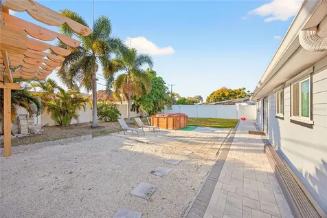 5235 40th Street S St Petersburg FL 33711