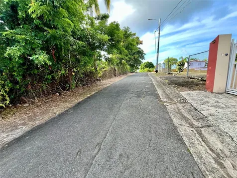 La Jalda Carolina PR 00987