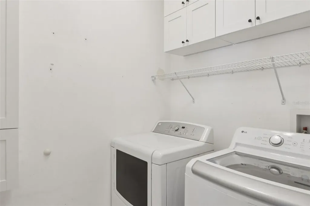 1266 Paradise Lake Drive Tarpon Springs FL 34689