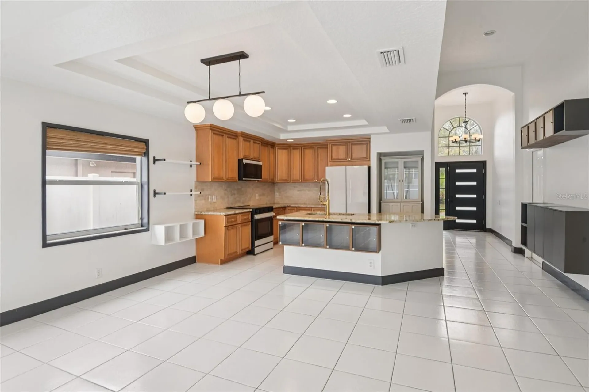 1266 Paradise Lake Drive Tarpon Springs FL 34689