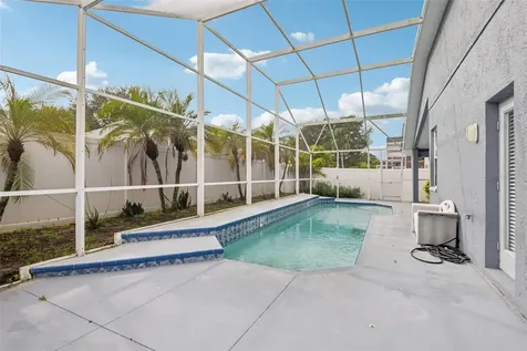 1266 Paradise Lake Drive Tarpon Springs FL 34689