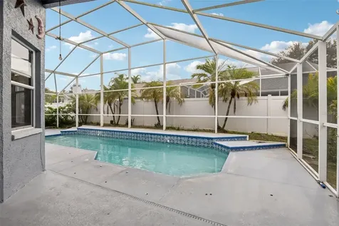 1266 Paradise Lake Drive Tarpon Springs FL 34689