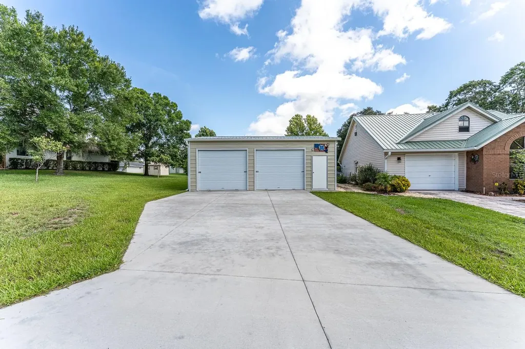 8725 E Rosemont Court Inverness FL 34450