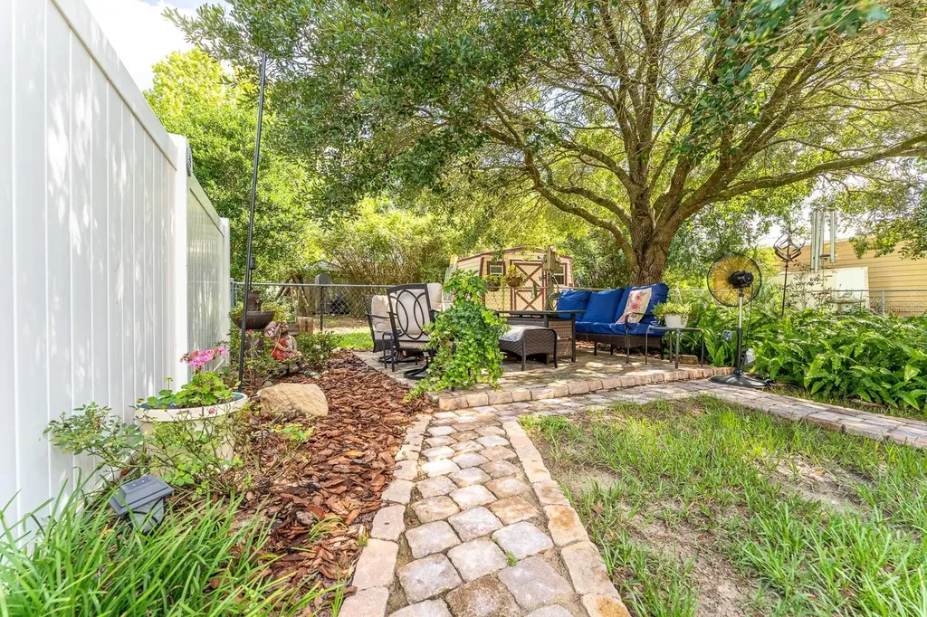 8725 E Rosemont Court Inverness FL 34450