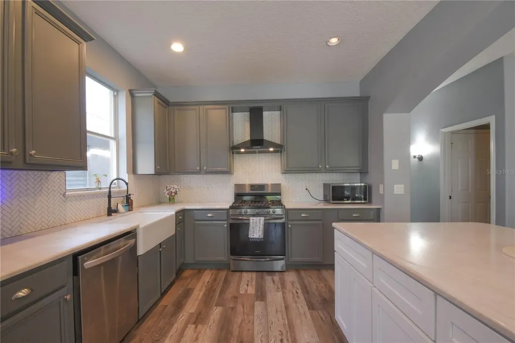 1843 Anna Catherine Drive Orlando FL 32828