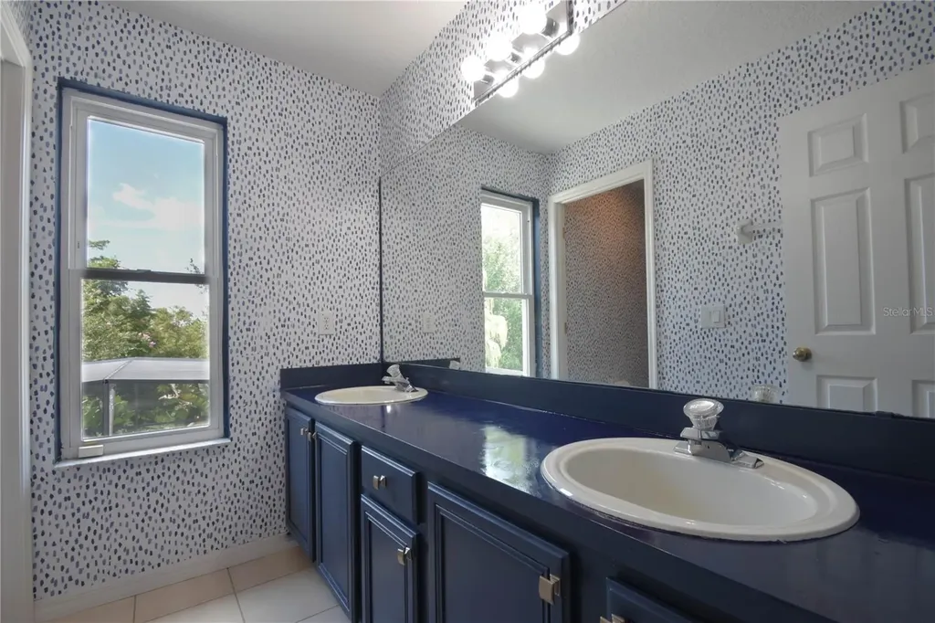 1843 Anna Catherine Drive Orlando FL 32828