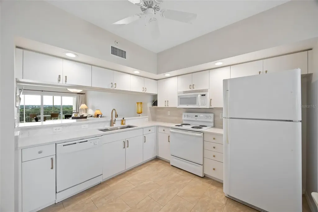 1200 Country Club Drive Largo FL 33771