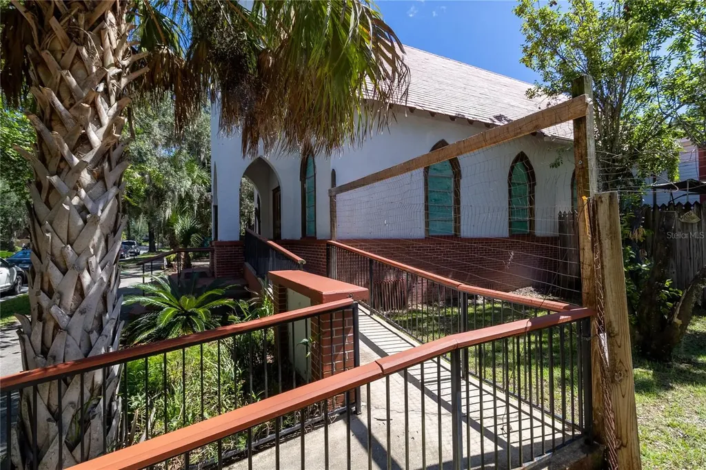 619 NE 1st Street Gainesville FL 32601