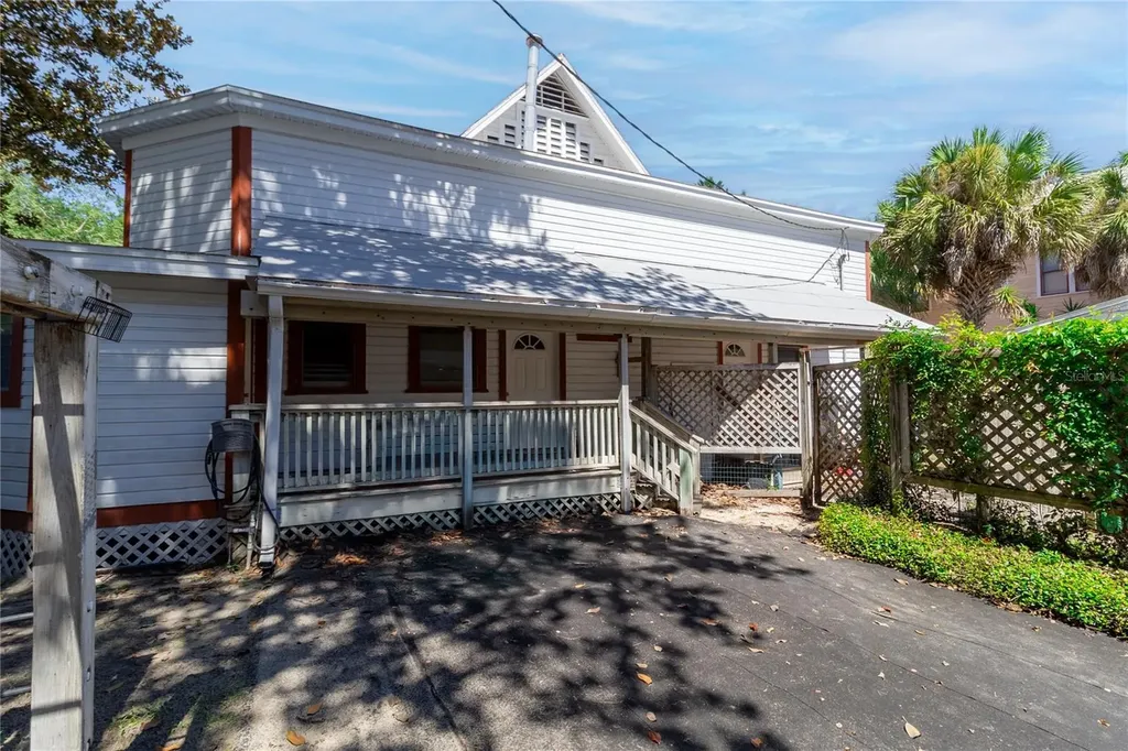 619 NE 1st Street Gainesville FL 32601