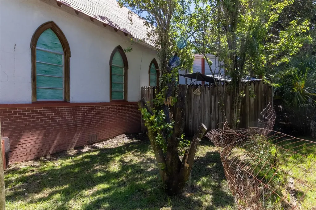 619 NE 1st Street Gainesville FL 32601