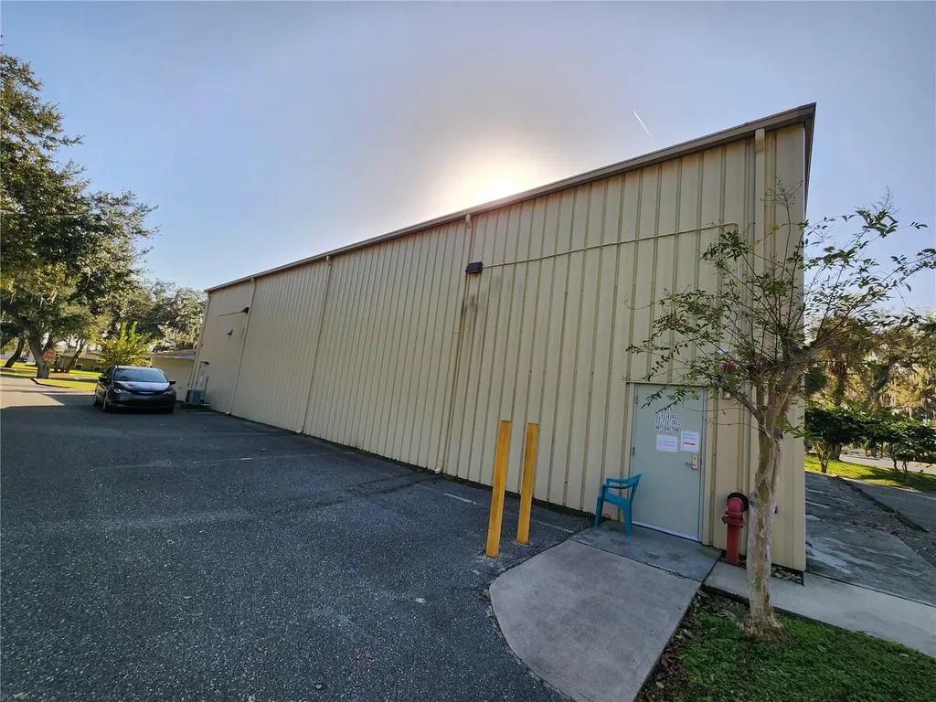 711 N 3rd Street Leesburg FL 34748