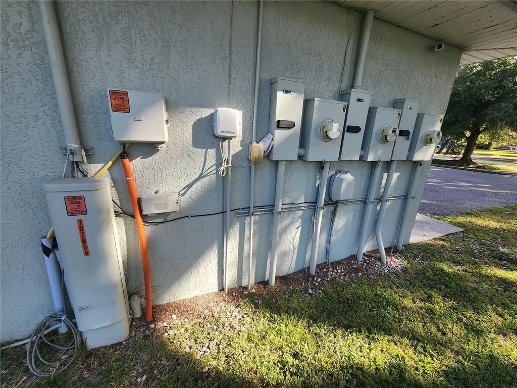 711 N 3rd Street Leesburg FL 34748