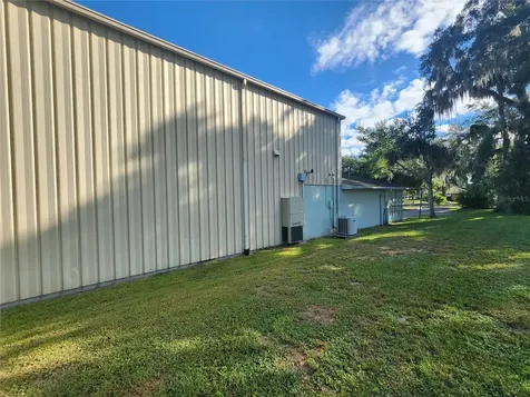 711 N 3rd Street Leesburg FL 34748