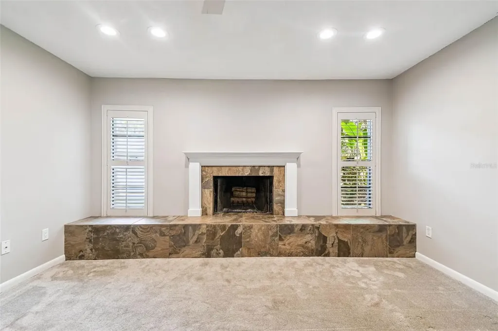 3217 Stoneybrook Lane Tampa FL 33618