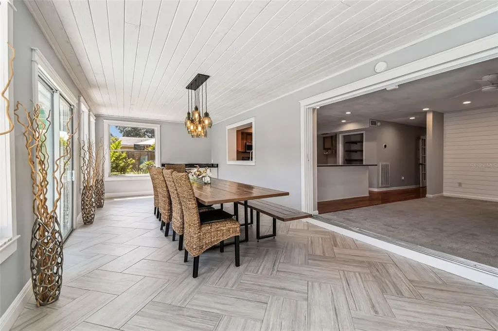 3217 Stoneybrook Lane Tampa FL 33618